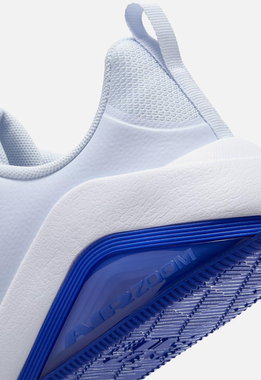 Nike - Nike Bella 7