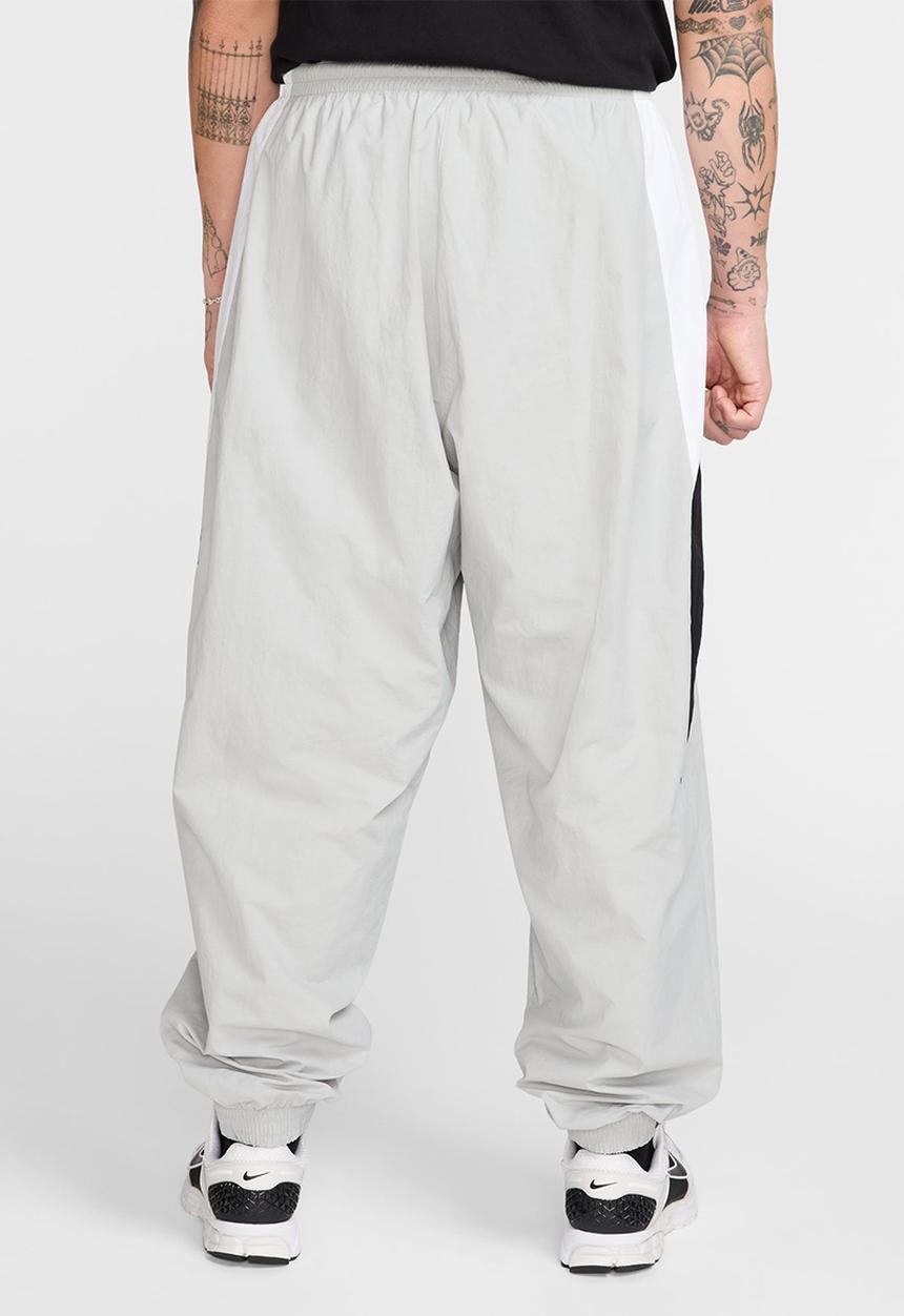 Nike - Club Woven Oversized Trackpant - Lt Smoke Grey