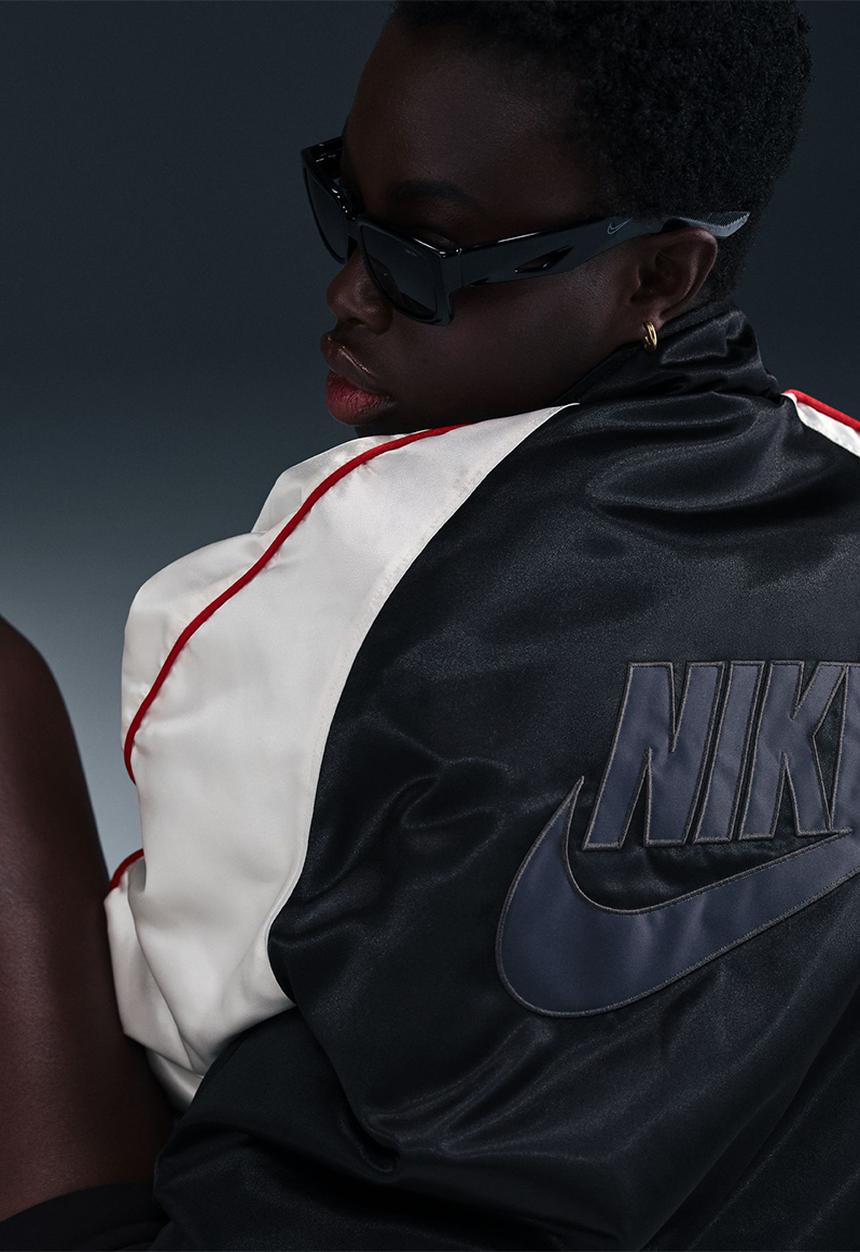 Nike - Nike Street Jacket - Black/Sail/University Red/Sail