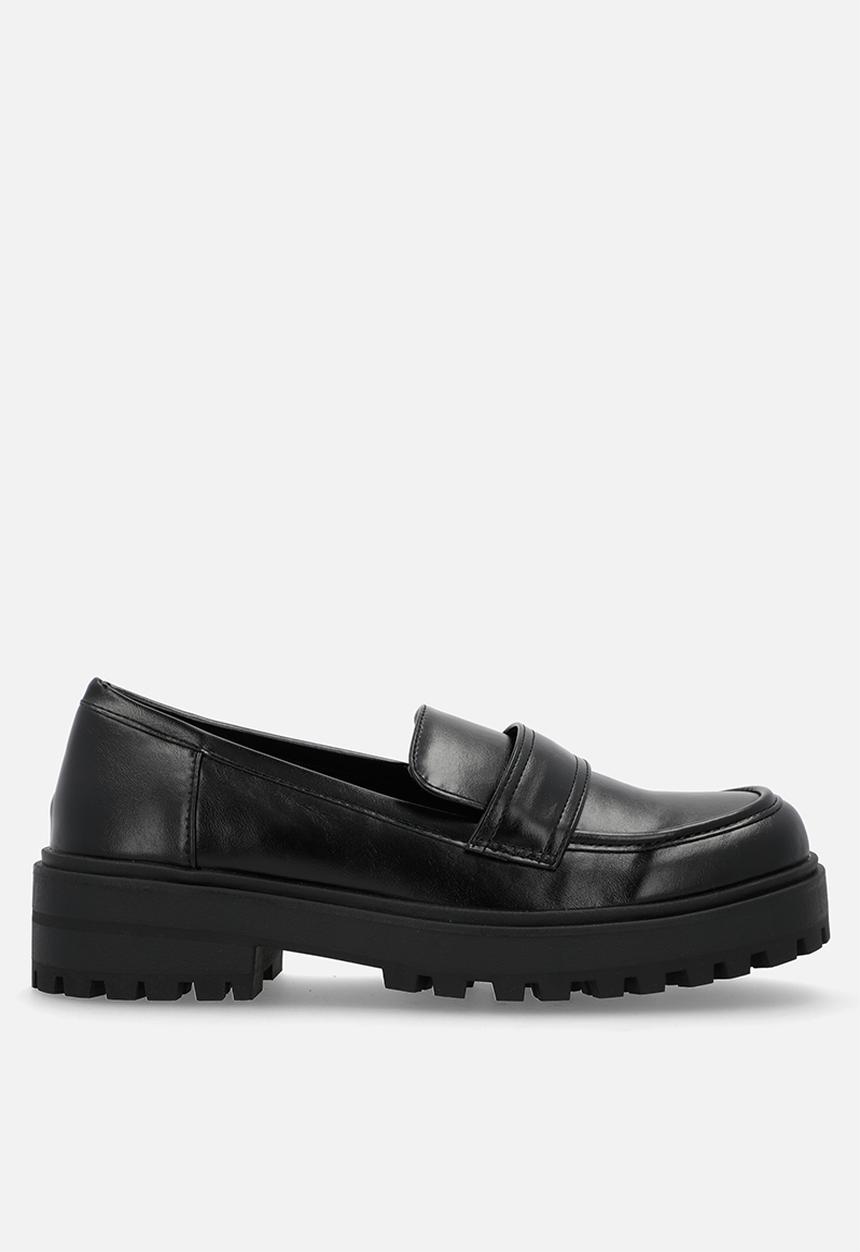 Cotton On - Lauren lug sole loafer - black textured