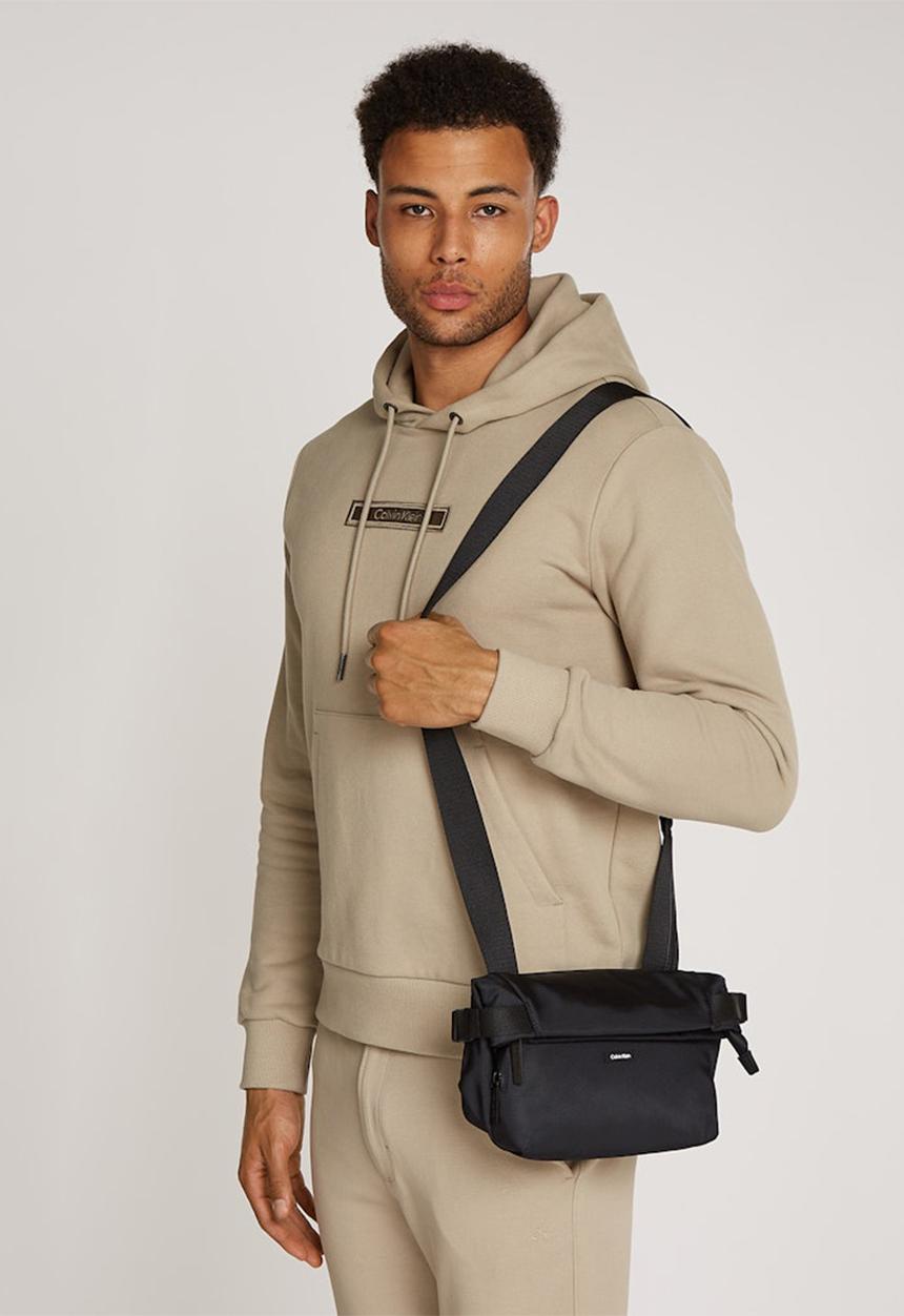 Calvin Klein - Ck Essential Tech Xbody - Ck Black