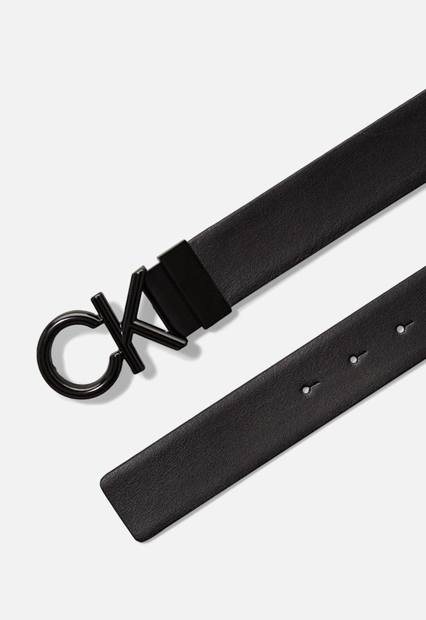 Calvin Klein - Adj/Rev Ck Metal Bombe Mono 35Mm - Ck Black Smooth/Classic Mono