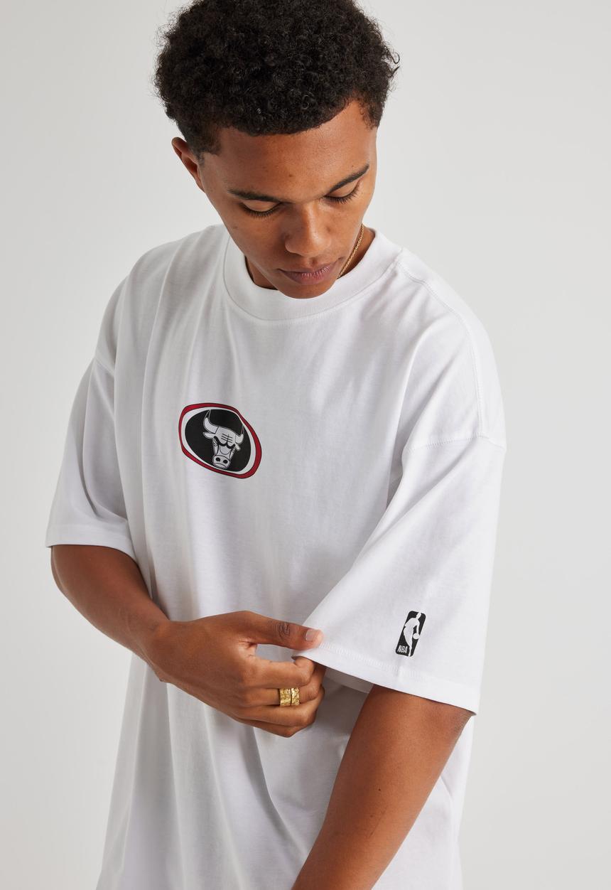 Factorie - Box Fit NBA T-shirt - Lcn NBA White/Bulls Y2K