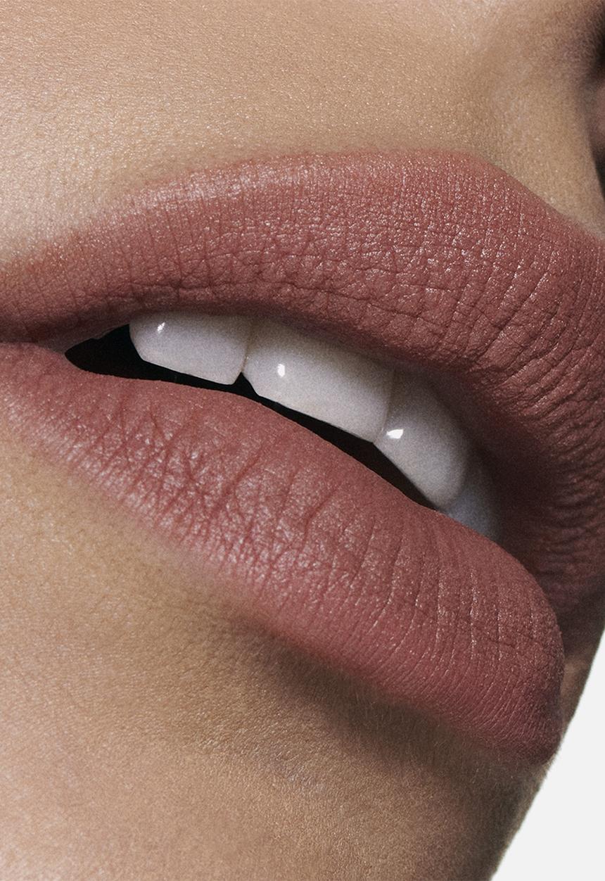 MAC - Powder Kiss Liquid Lipcolour - Taken
