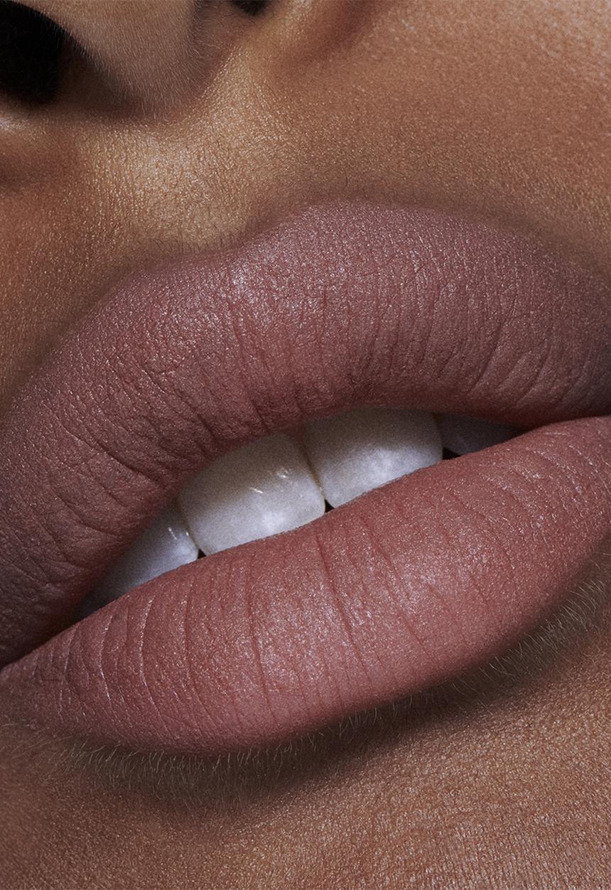 MAC - Powder Kiss Liquid Lipcolour - Taken