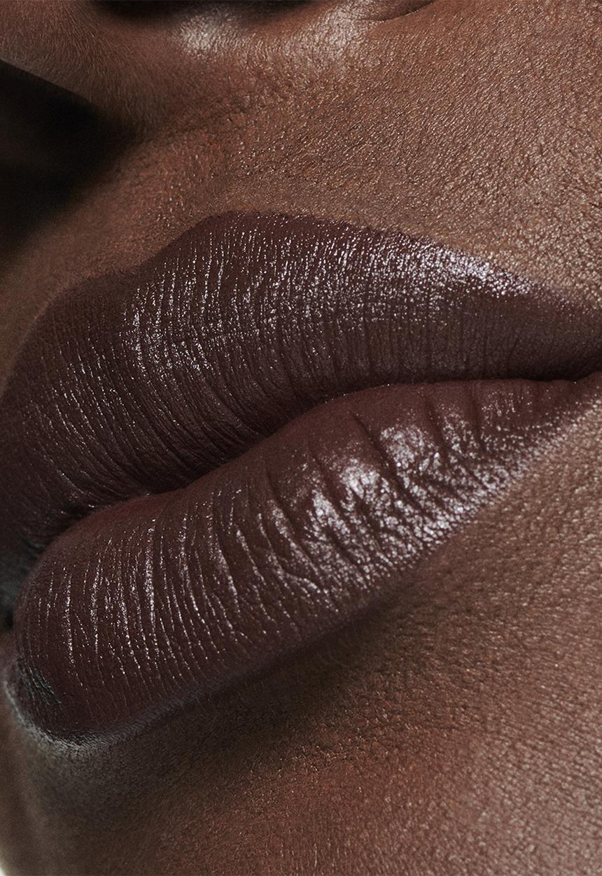 MAC - MACximal Silky Matte Lipstick - Bare M·A·Cximal