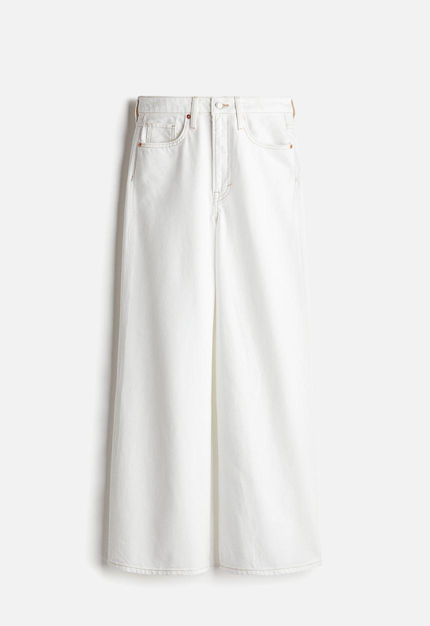 H&M - Feather soft super wide ultra high jeans - white