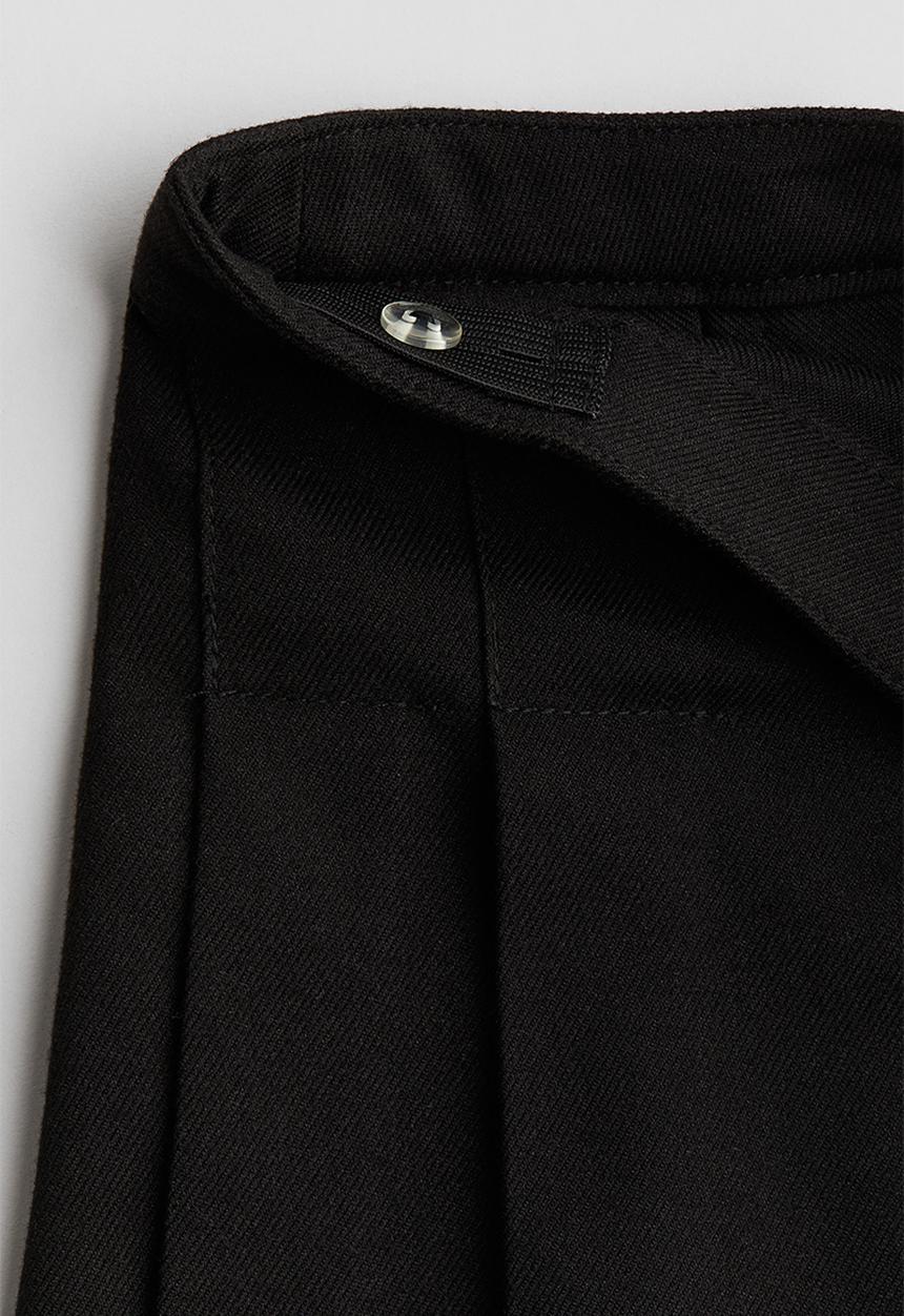 H&M - Pleated skirt - Black