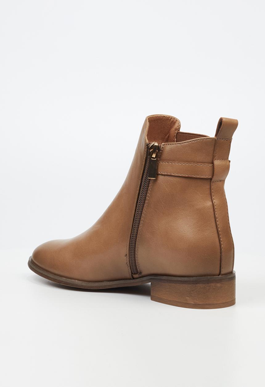 Miss Black - Elizabeth 2 boot - camel