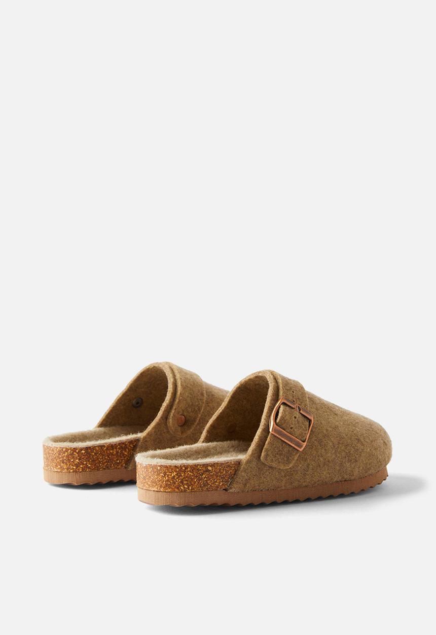 Cotton On - Tommy buckle slide - beige felt