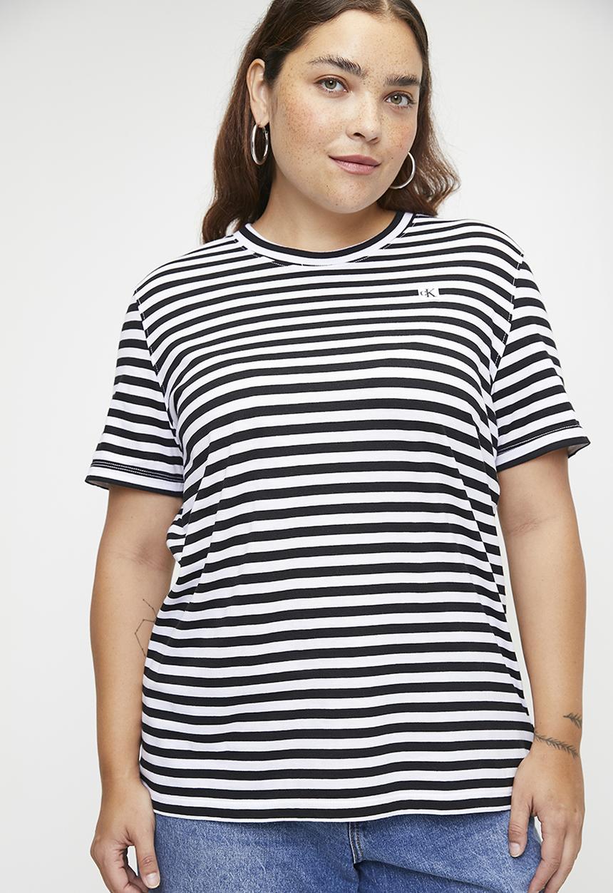 Calvin Klein - Plus Ck Embro Badge Regular Tee - Ck Black / Bright White Stripe