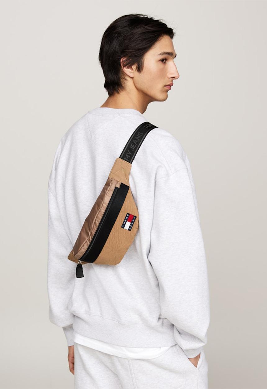 Tommy Hilfiger - Tjm Ess Daily Cord Bum Bag - Tawny Sand