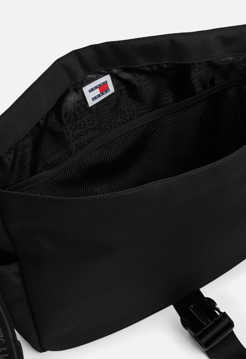 Tommy Hilfiger - Tjm Essential Daily Messenger - Black