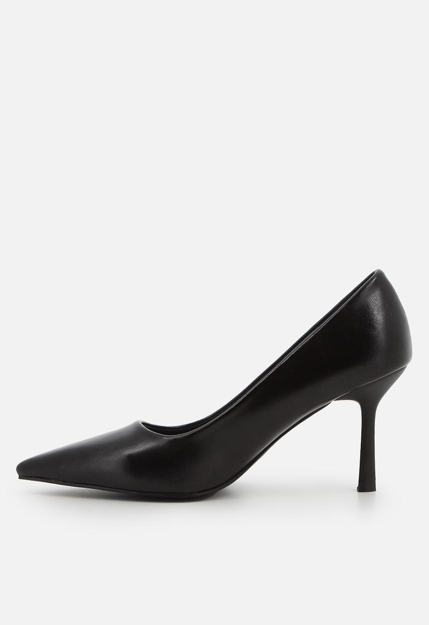 Footwork - Axelle Court - Black
