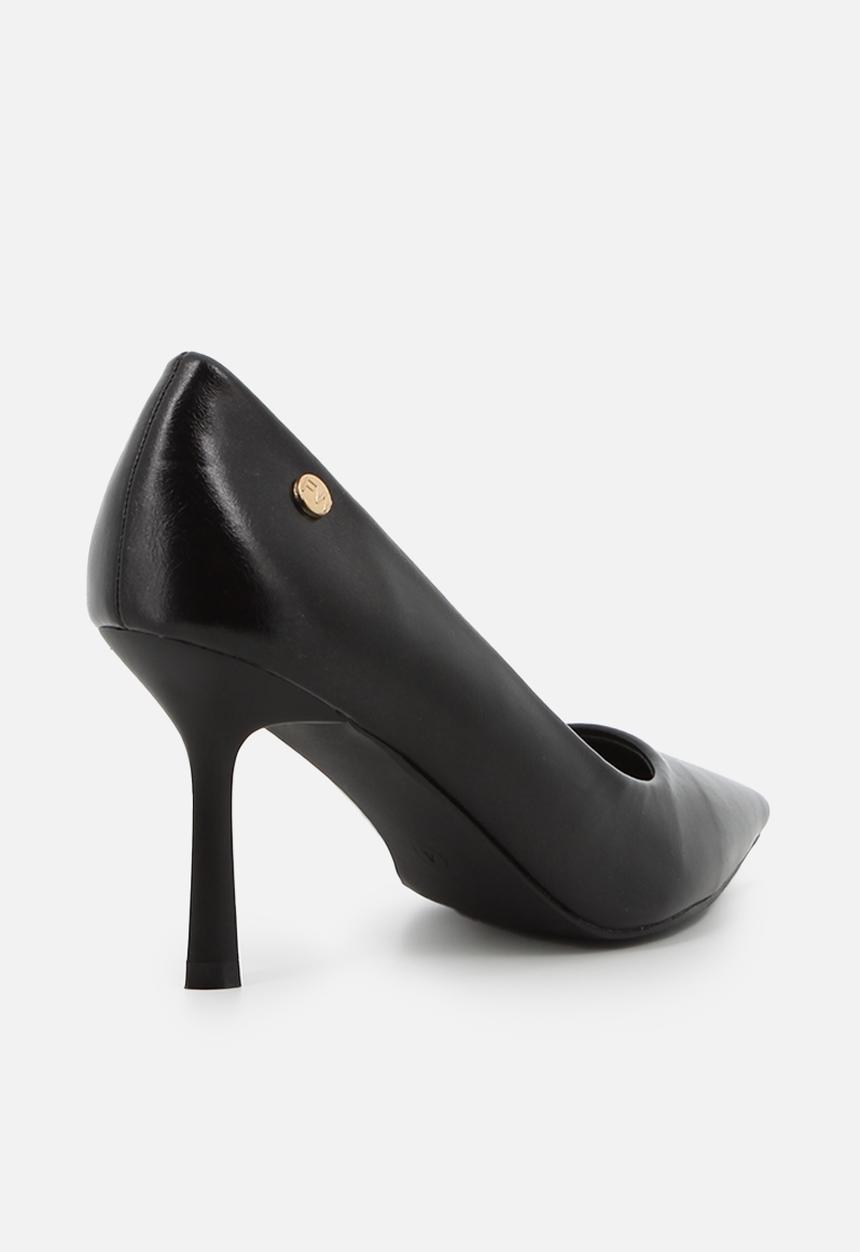 Footwork - Axelle Court - Black