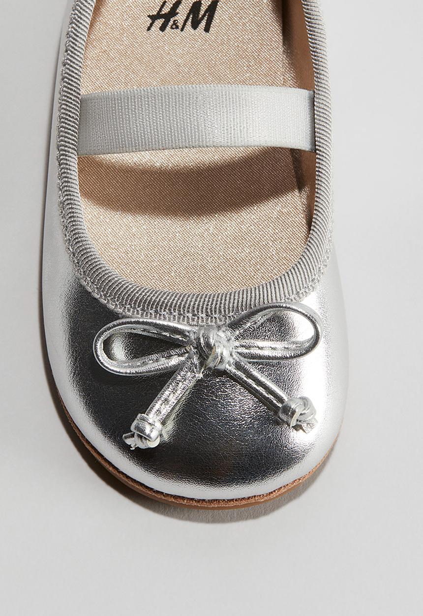 H&M - Ballet pumps - silver