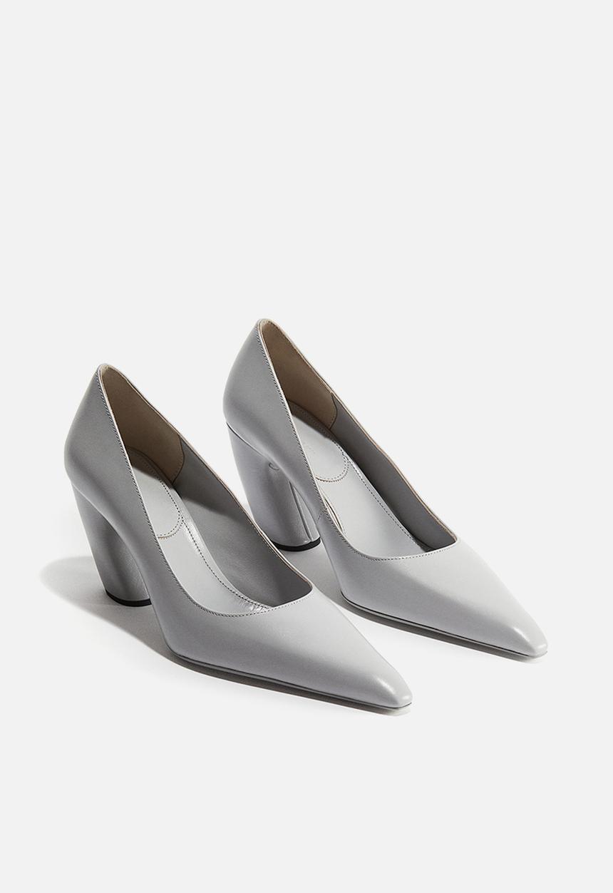 H&M - H&M Studio: Leather court shoes - light grey