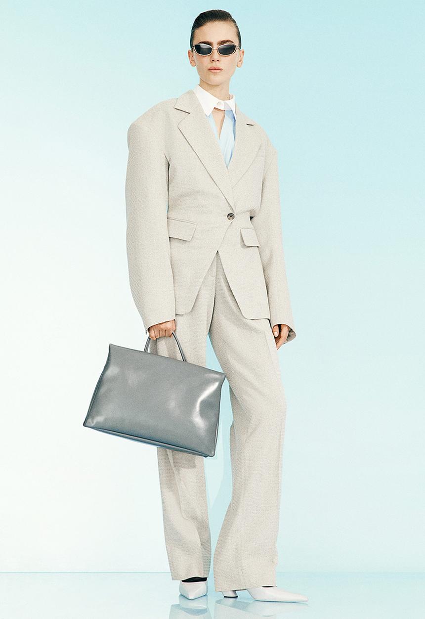 H&M - H&M Studio: Large padded bag - dark grey