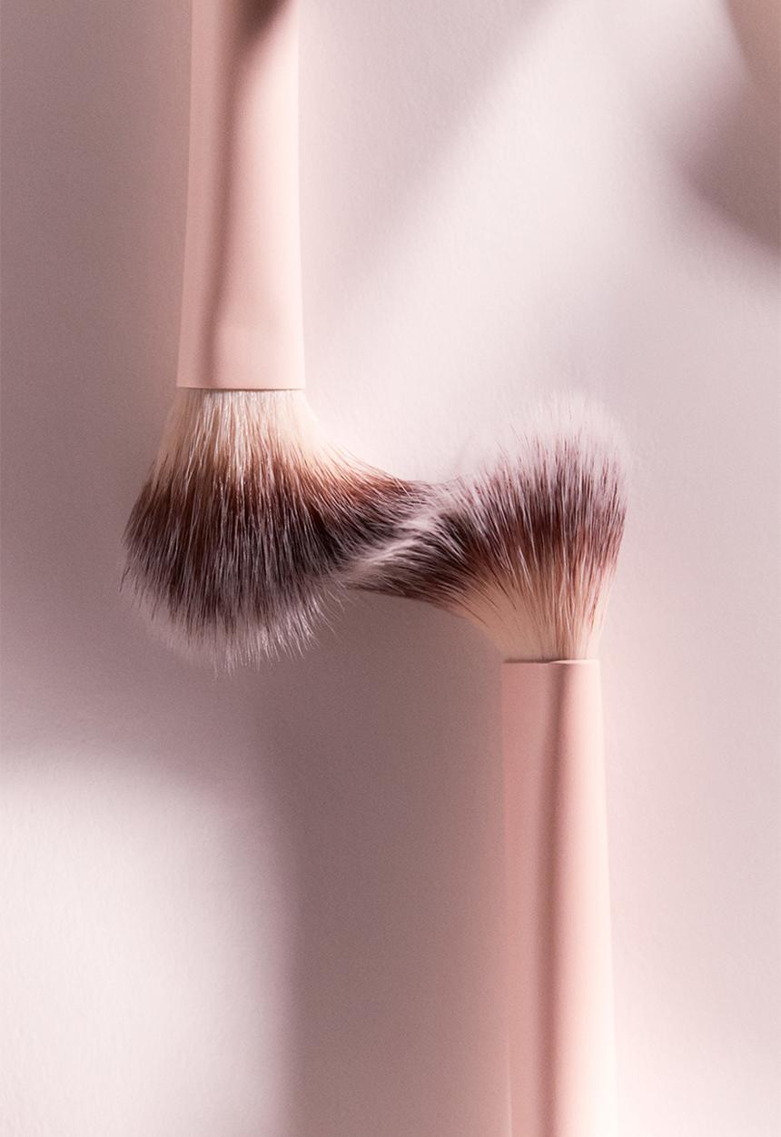 H&M - Precision highlighter brush - pink