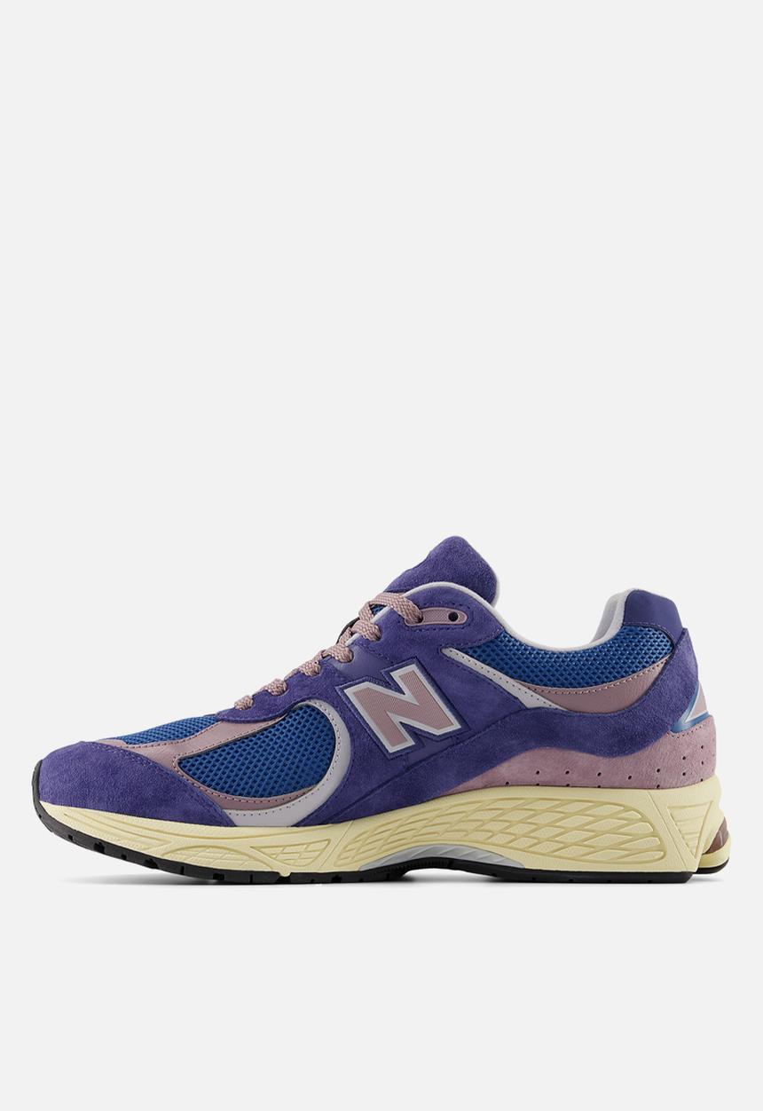 New Balance  - U2002R v1