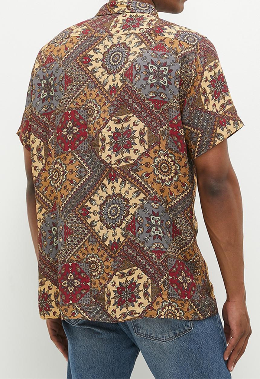 GUESS - Short sleeve Eco Sandwash Shashiko Shirt - Free Spirit Shashiko Red