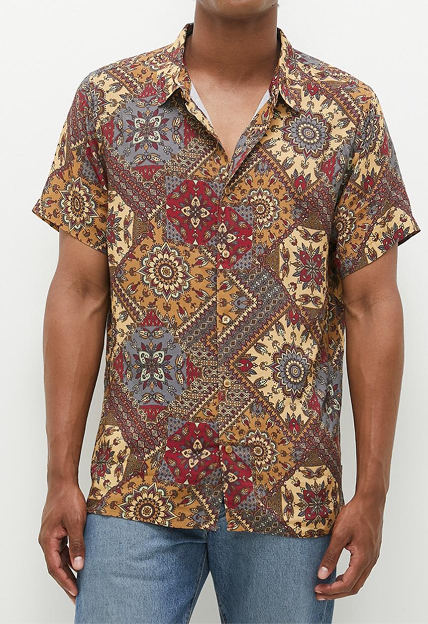 GUESS - Short sleeve Eco Sandwash Shashiko Shirt - Free Spirit Shashiko Red