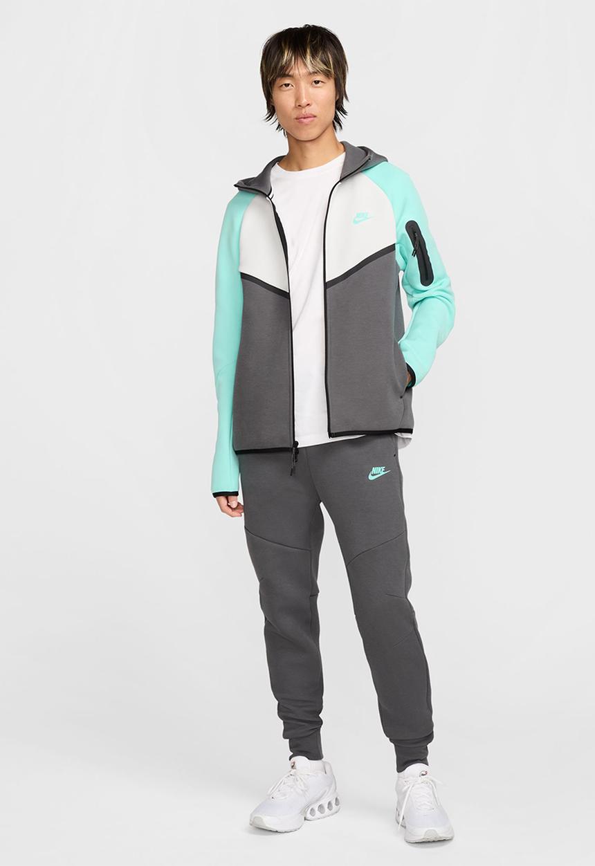 Nike - NSW Tech Fleece Full-Zip Windrunner Hoodie - Iron Grey