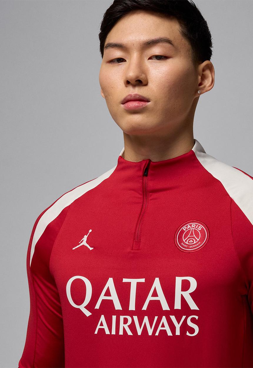 Nike - PSG Strike Fourth Jordan Dri-FIT Football Knit Drill Top -Red