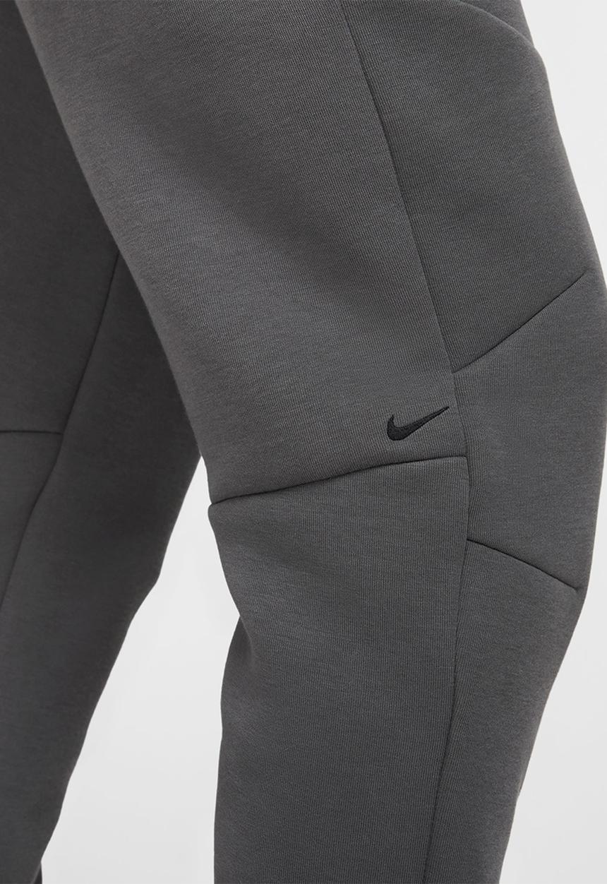 Nike - NSW Tech  Fleece Joggers - Iron Grey