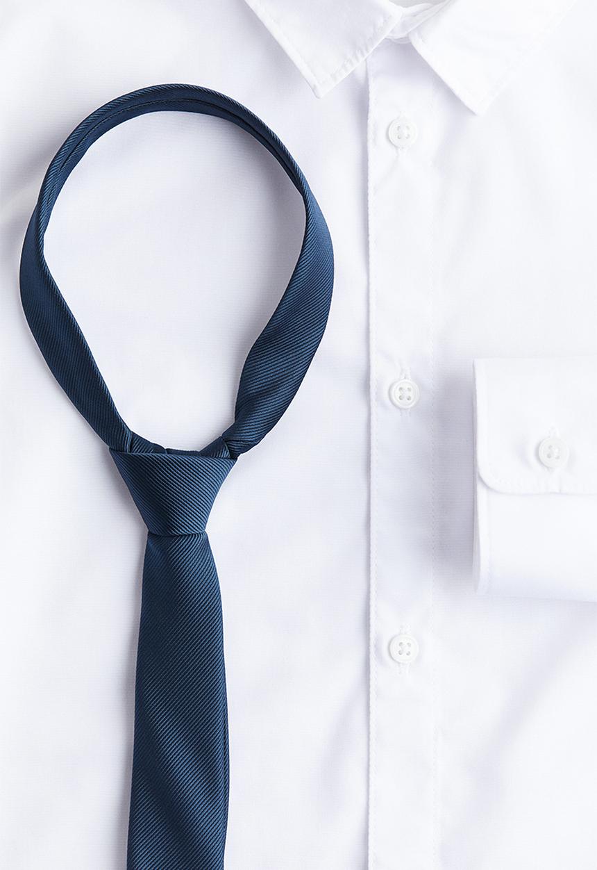 H&M - 2 piece shirt and tie set - white & blue 
