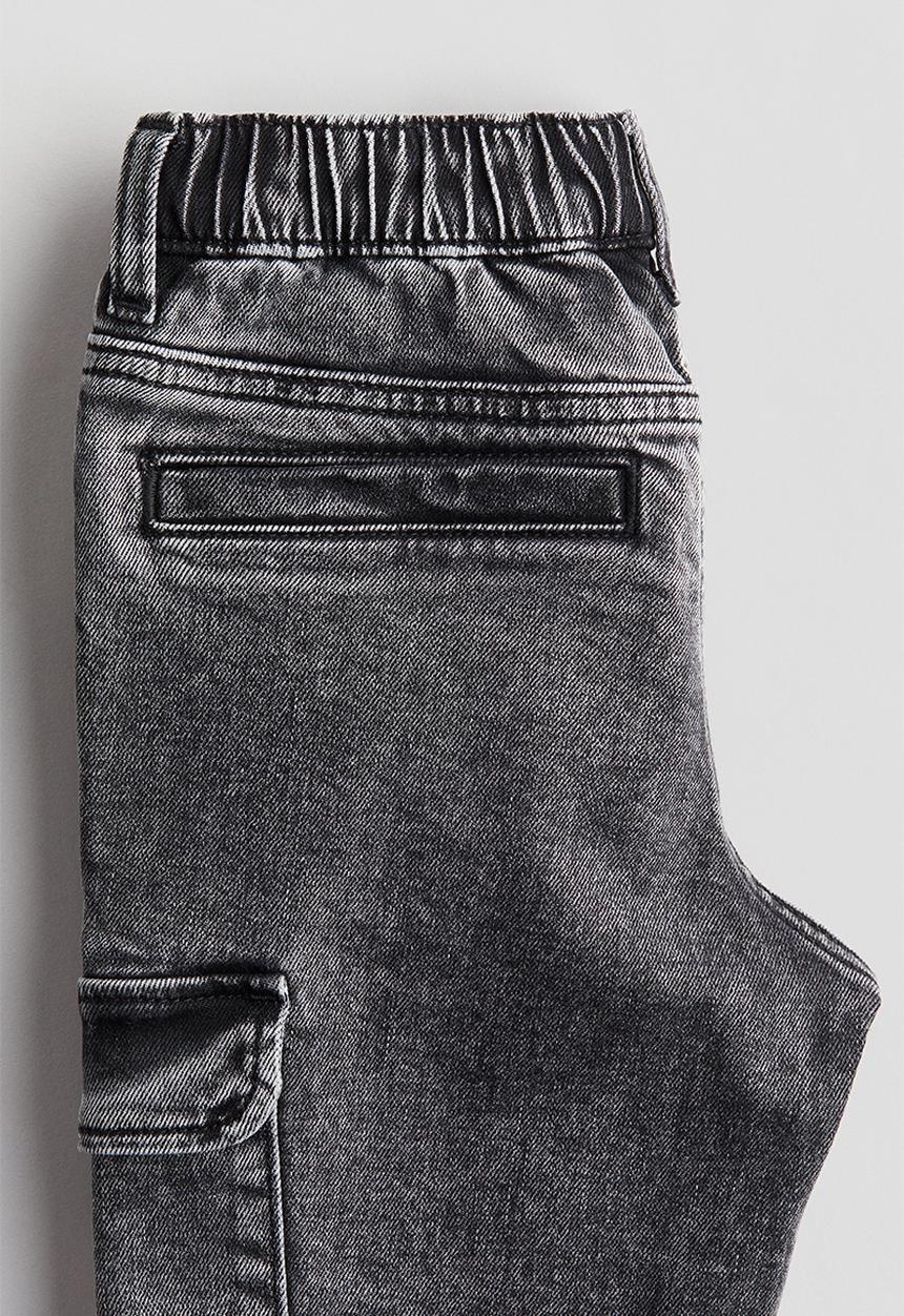 H&M - Motif-detail cargo trousers - black pokémon