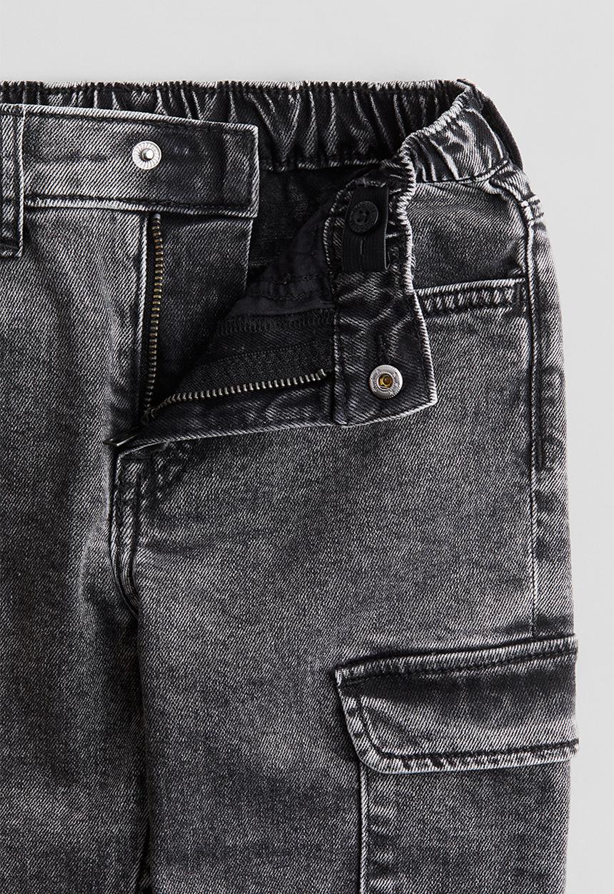 H&M - Motif-detail cargo trousers - black pokémon