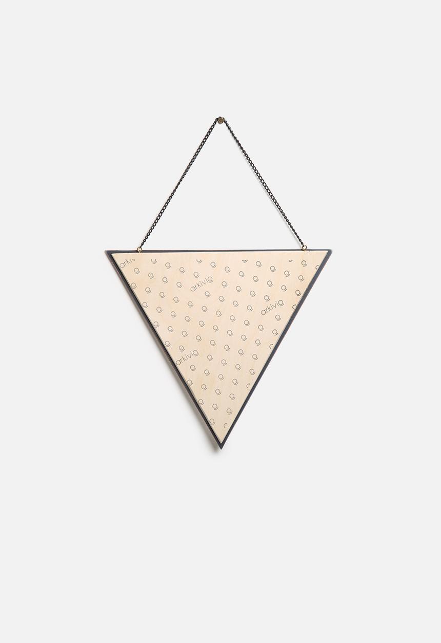 Arkivio - Triangular Mirror