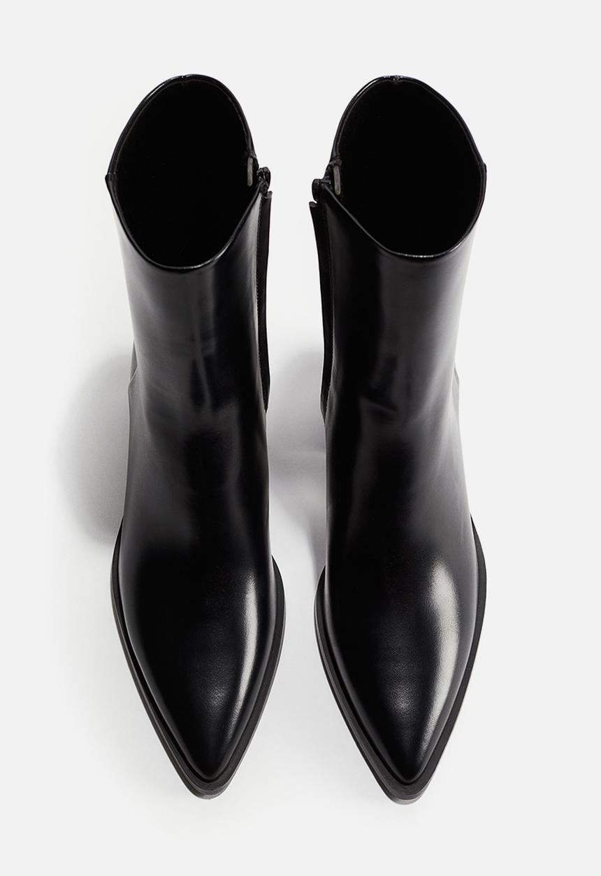 H&M - Pointed ankle boots - black