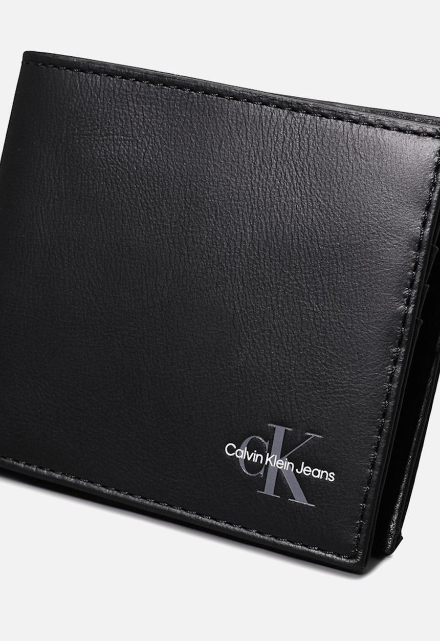 Calvin Klein - Monogram Soft Bifold W/Coin - Black