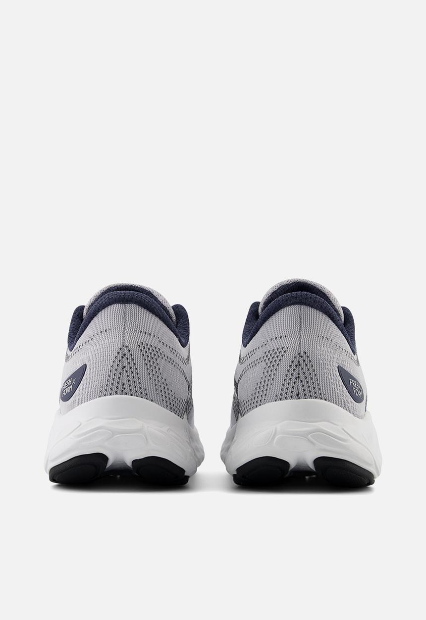 New Balance  - FRESH FOAM EVOZ ST v1