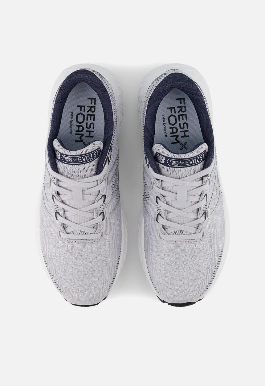 New Balance  - FRESH FOAM EVOZ ST v1