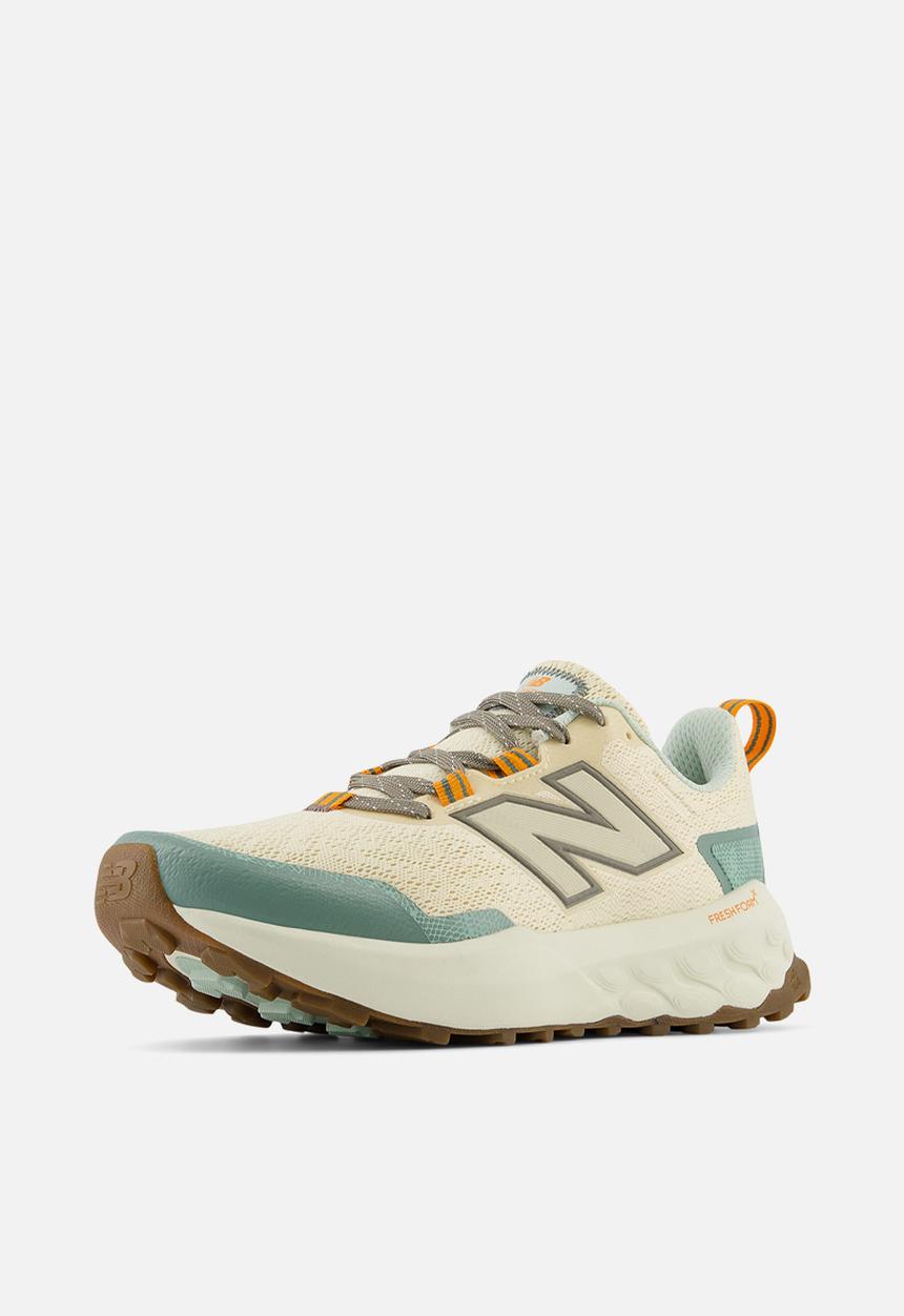 New Balance  - FRESH FOAM X GAROE v2
