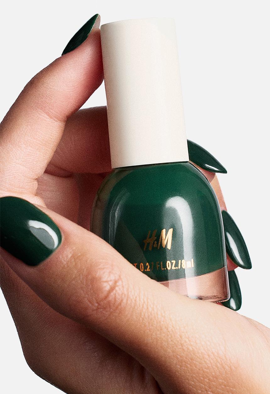 H&M - Nail polish - green with envy