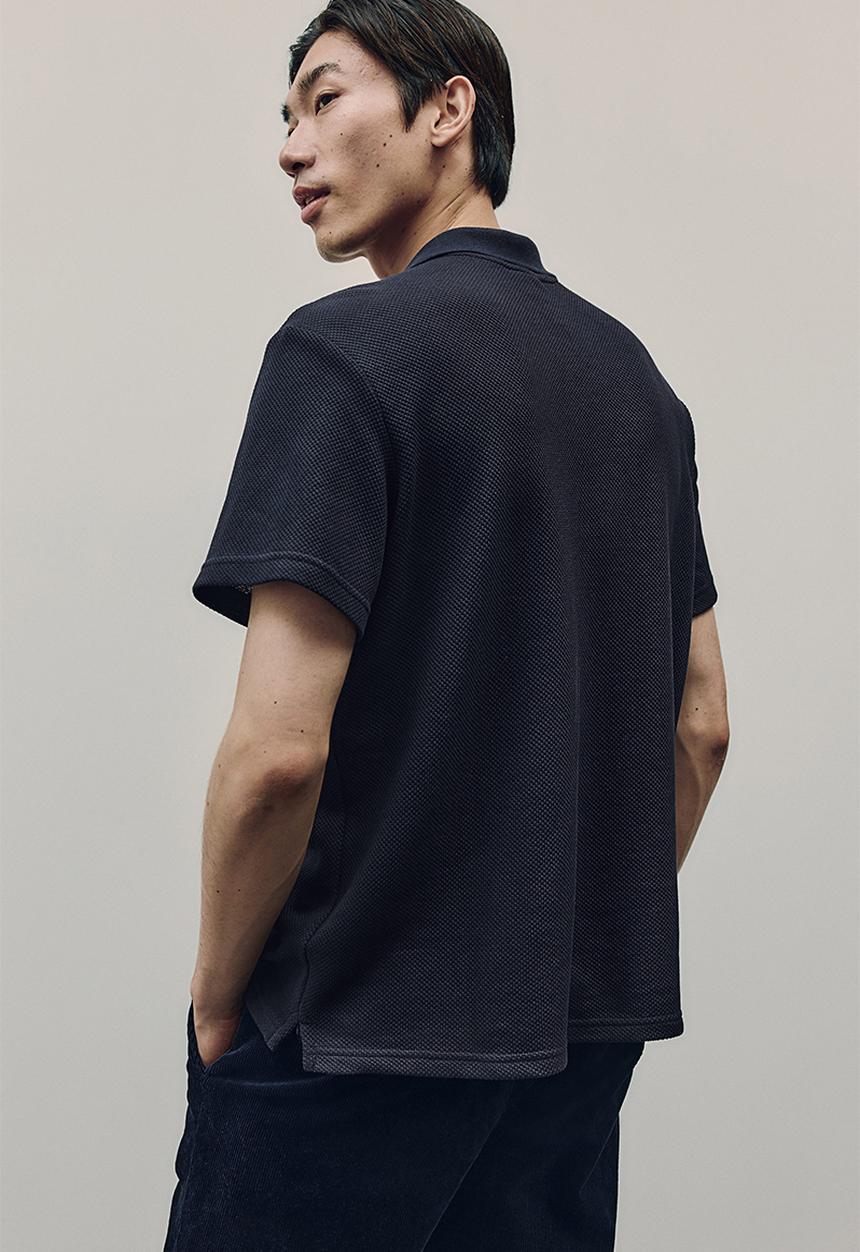 H&M - Regular fit textured-knit polo shirt - navy blue 