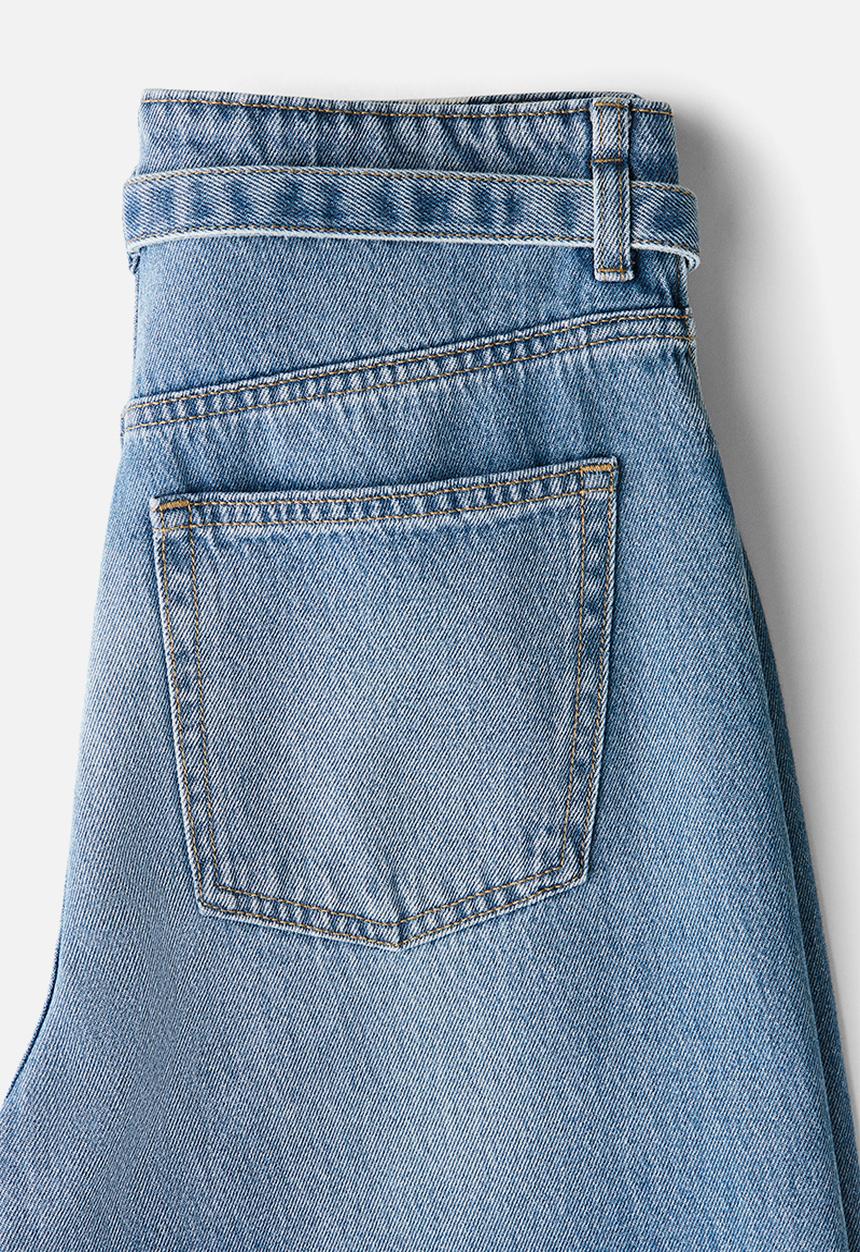 H&M - Wide belted jeans - light denim blue