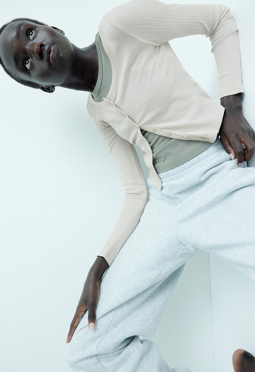 H&M - Ribbed button-front top - beige