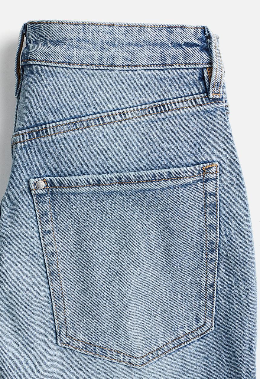H&M - Curvy fit slim straight high ankle jeans - light denim blue