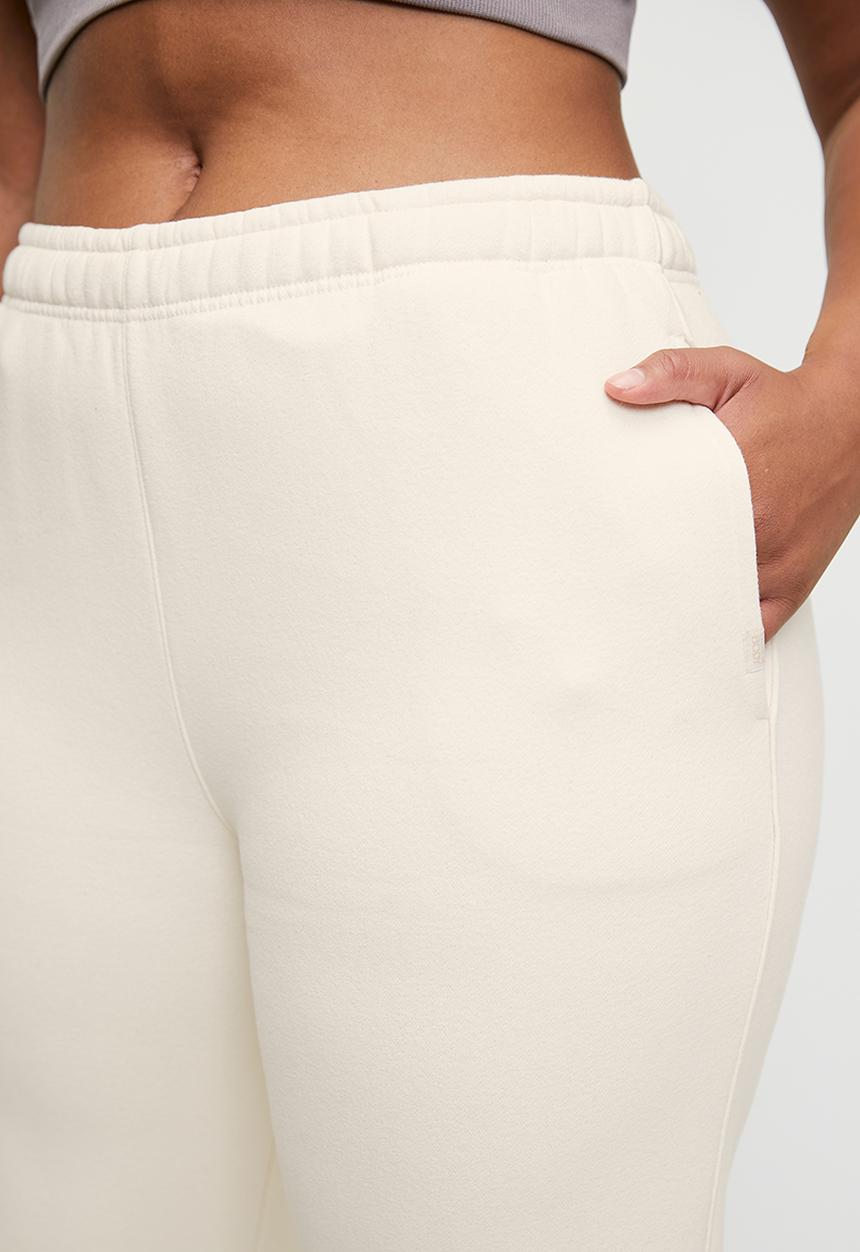 Cotton On - Plus Plush Essential Straight Leg Sweatpant - Coconut Milk