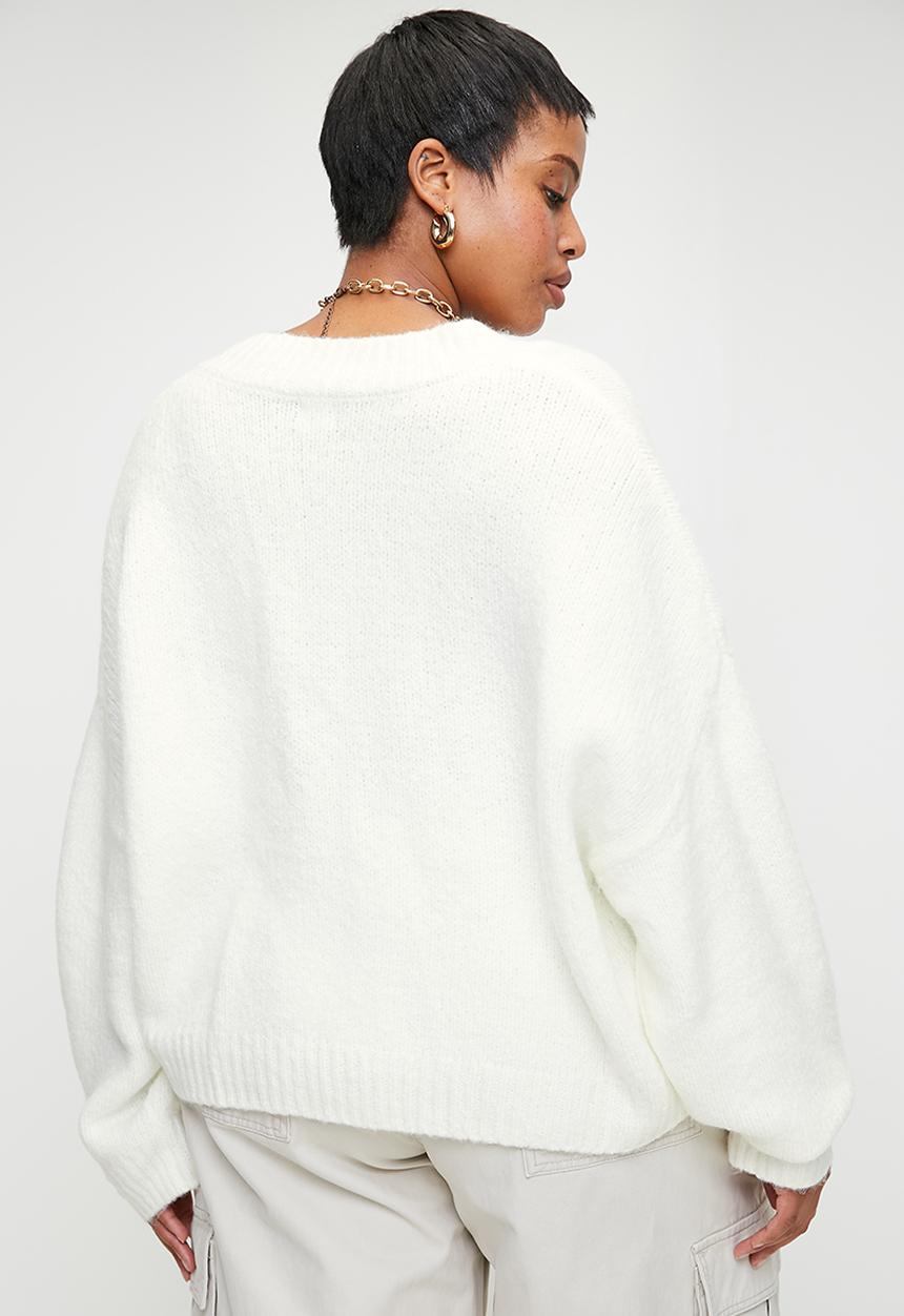 Cotton On - Plus Luxe V - Neck Pullover - White