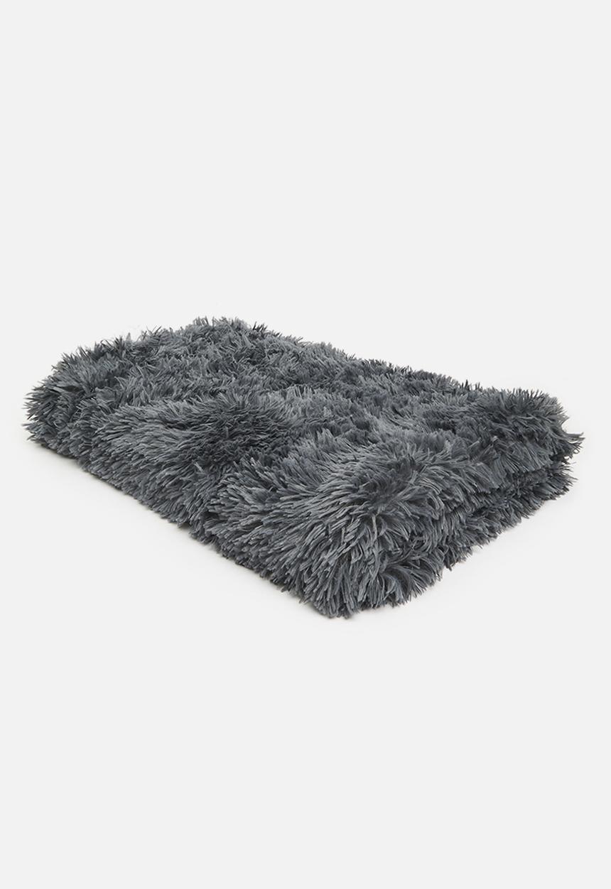 H&S - Shag cosy throw blanket - charcoal