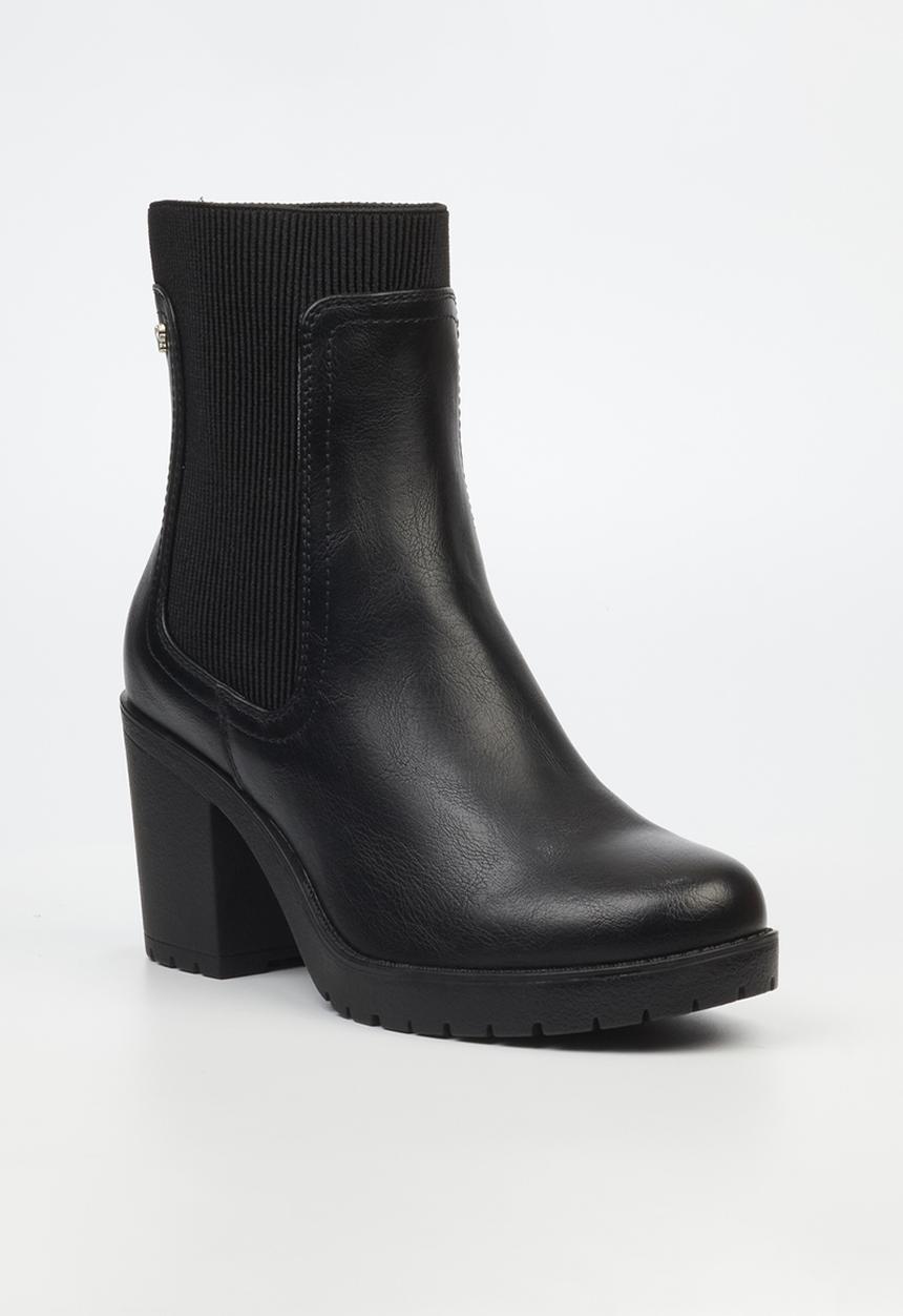 Butterfly Feet - Esther 6 Chelsea - Black