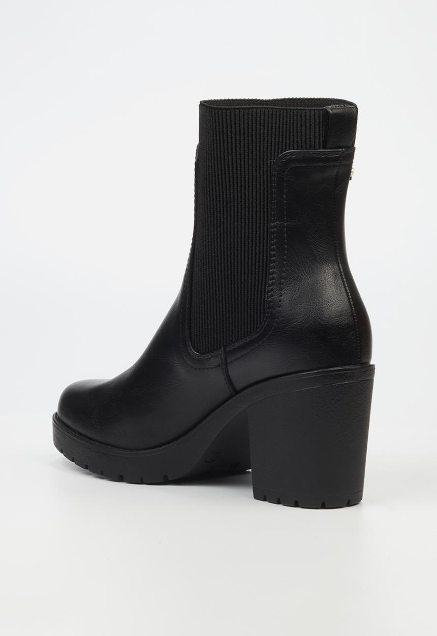 Butterfly Feet - Esther 6 Chelsea - Black