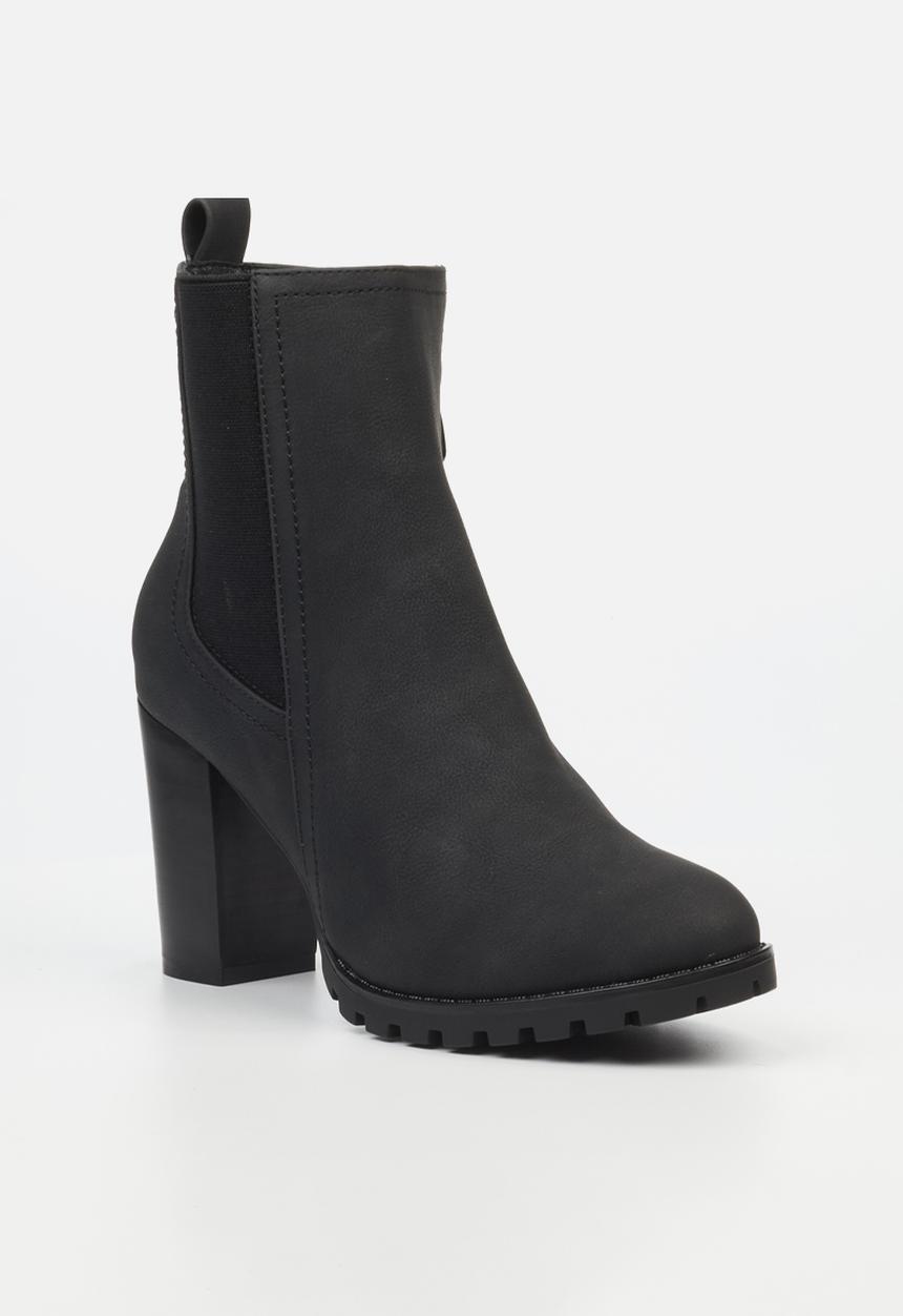 Butterfly Feet - June 7 Chelsea - Black