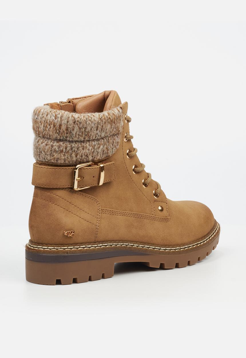 Miss Black - Knox 1 boot - camel